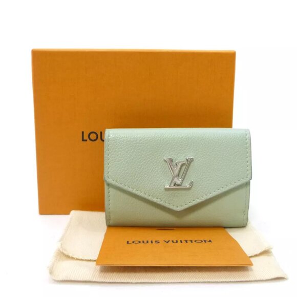 Authentic LOUIS VUITTON Lockmini Wallet Mint M68481 Green Leather - Picture 1 of 12